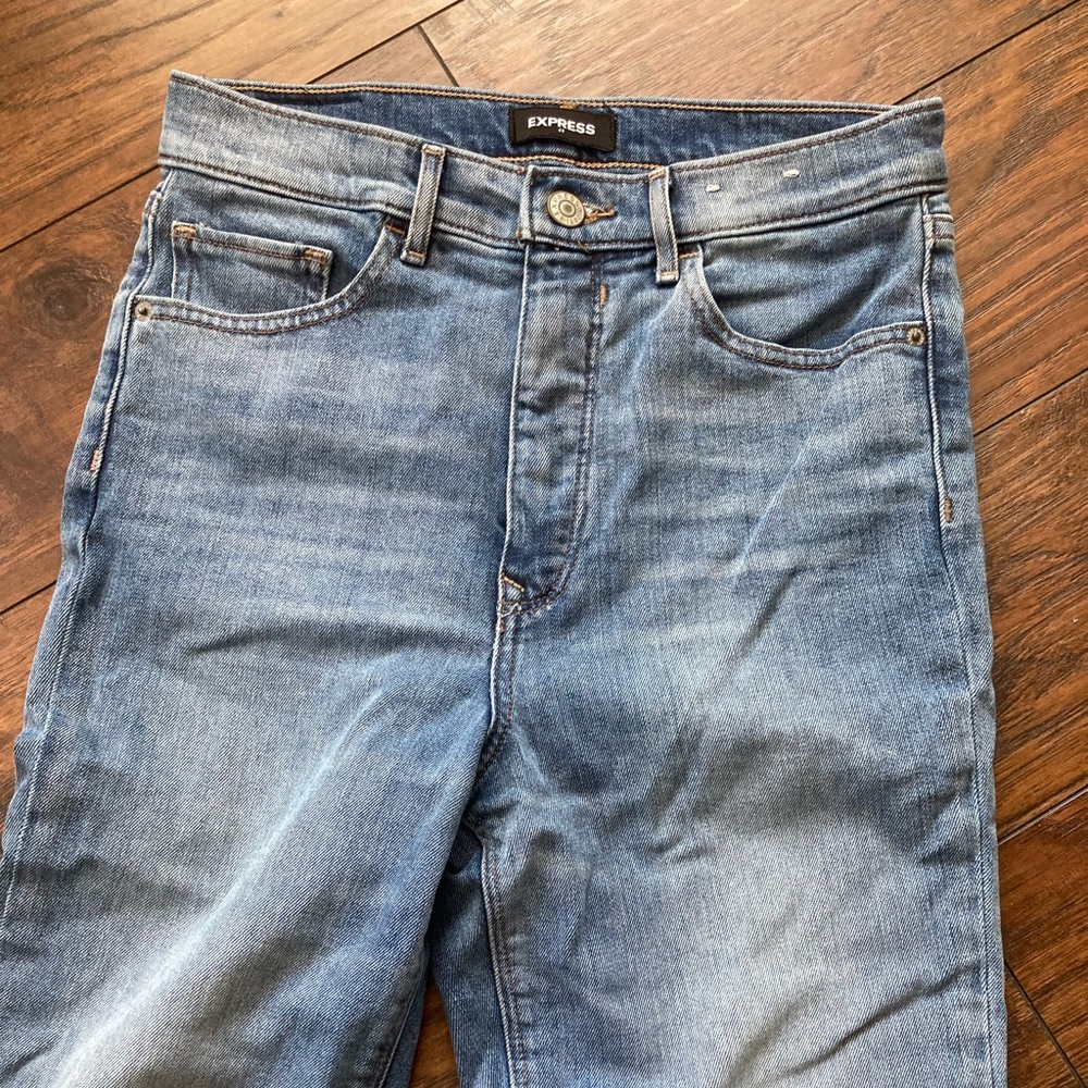 Womens Express Super High Rise Mom Jean